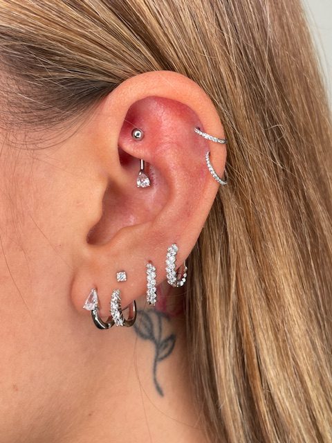 consulenza_ear_styling_01-Ds-mJM3g